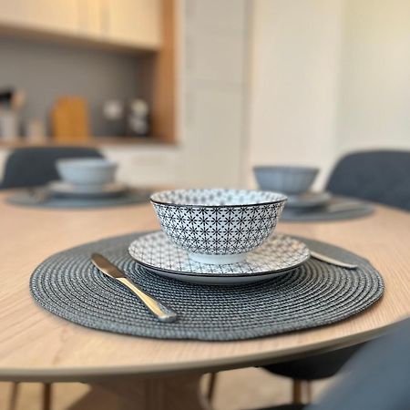 Ruhige Lage, Gute Anbindung, Frisch Renoviert Apartamento Fellbach Exterior foto