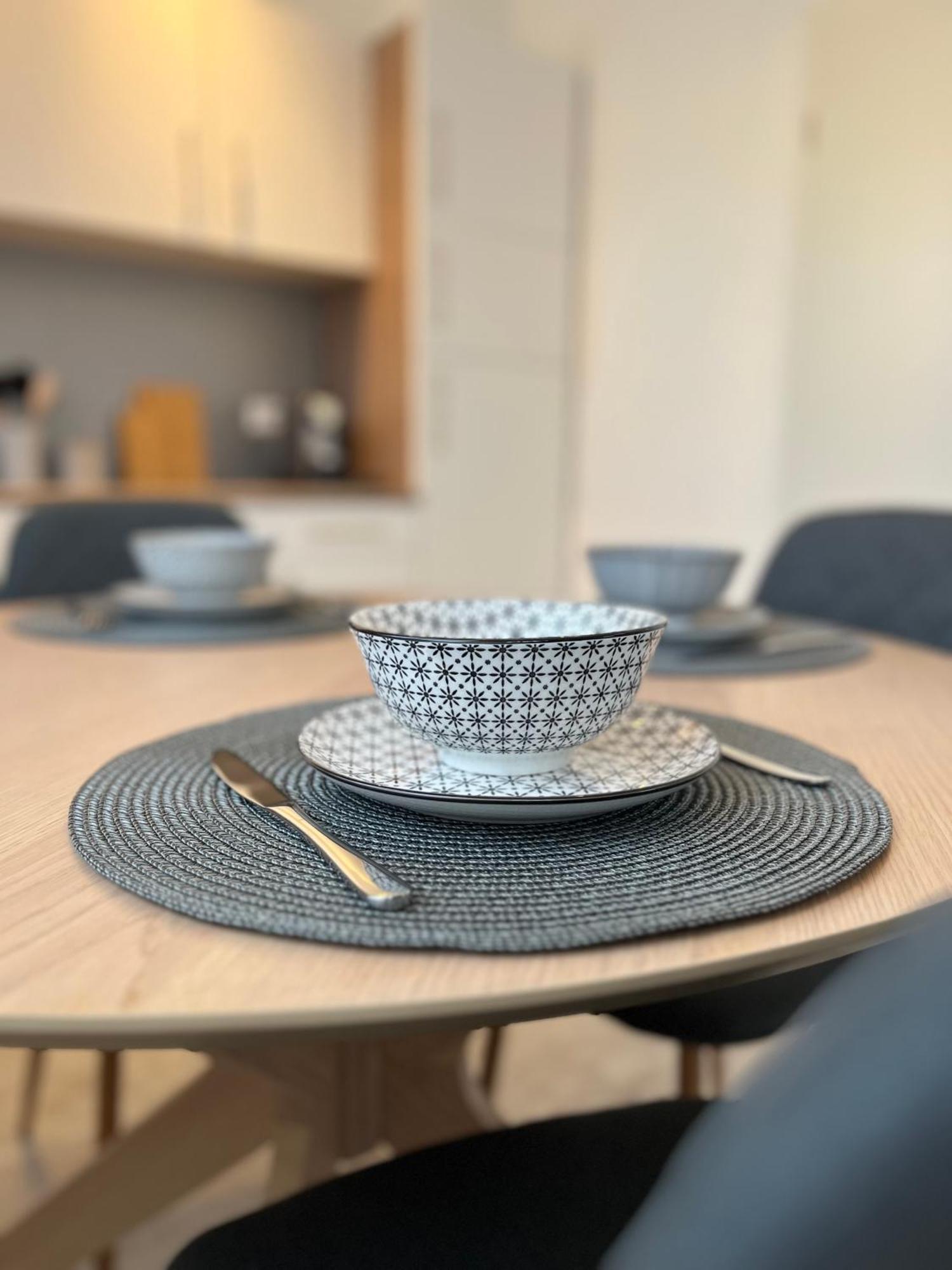 Ruhige Lage, Gute Anbindung, Frisch Renoviert Apartamento Fellbach Exterior foto