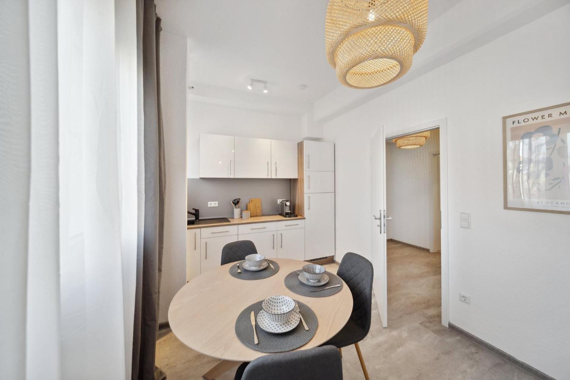 Ruhige Lage, Gute Anbindung, Frisch Renoviert Apartamento Fellbach Exterior foto
